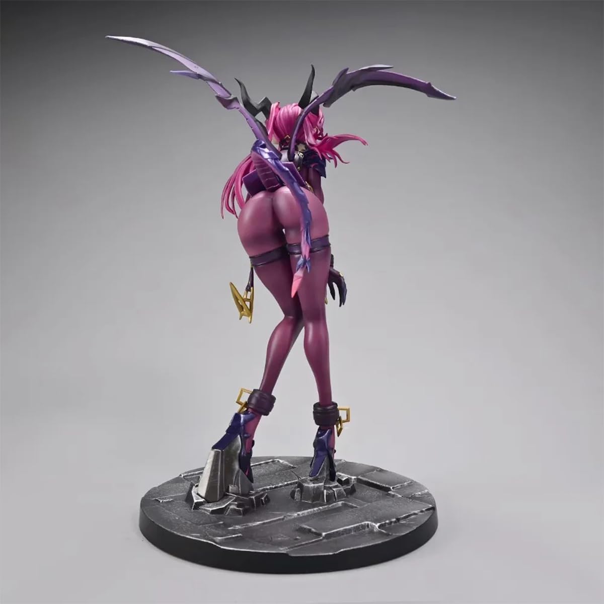 24 cm DCTer Dragon Princess Curtis Figure PVC Anime 1/7 Action Figures