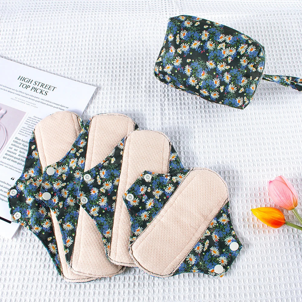 Reusable Sanitary  Napkins Washable Cotton Panty Liners Soft Cloth Menstrual Pads  4pcs Pads with 1pc Mini Wet Bag