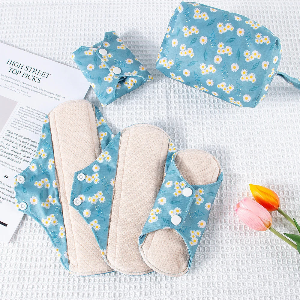 Reusable Sanitary  Napkins Washable Cotton Panty Liners Soft Cloth Menstrual Pads  4pcs Pads with 1pc Mini Wet Bag