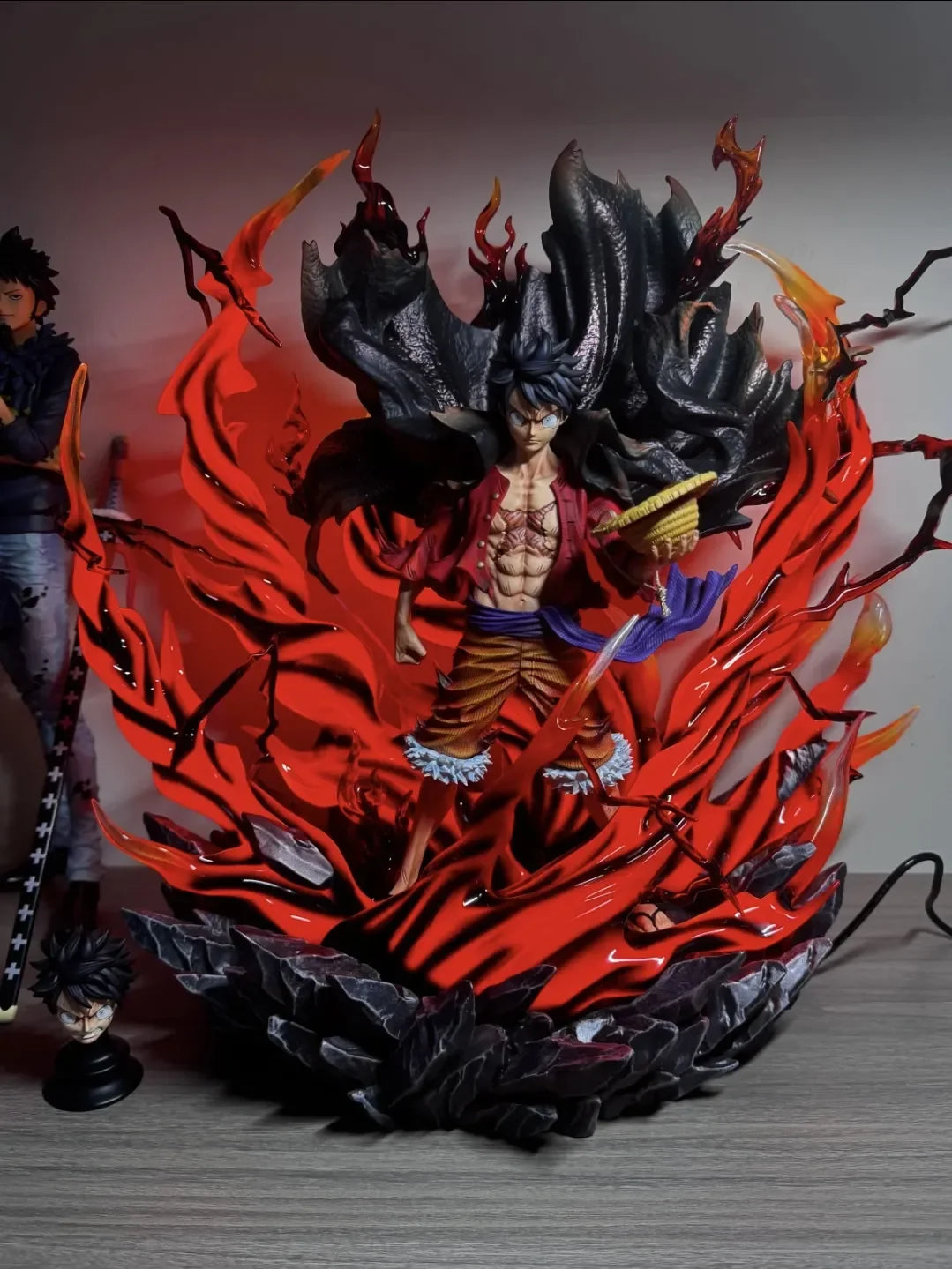 One Piece Anime Figure - Heavenly Painted Conqueror's Haki Luffy GK Model 40cm