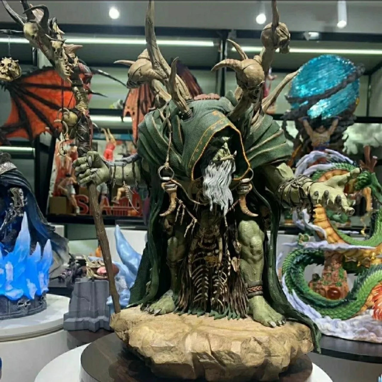 40cm Gul’Dan Figure World Of Warcraft Figures