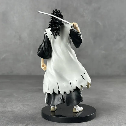 18.5cm BLEACH Anime Hitsugaya Toushirou Zaraki Kenpachi Action Figure